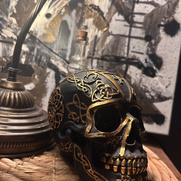 Decorative Black and Gold Skull Accent - Picture 9 of 9